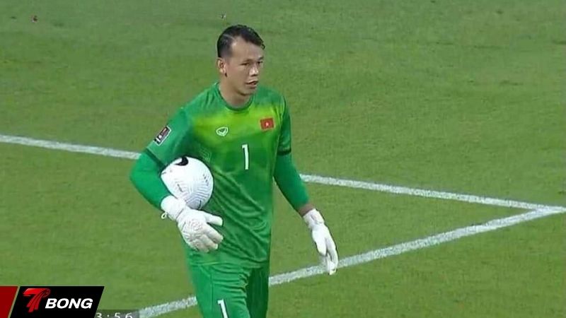 Bùi Tấn Trường và vai trò trụ cột ở tuổi 40